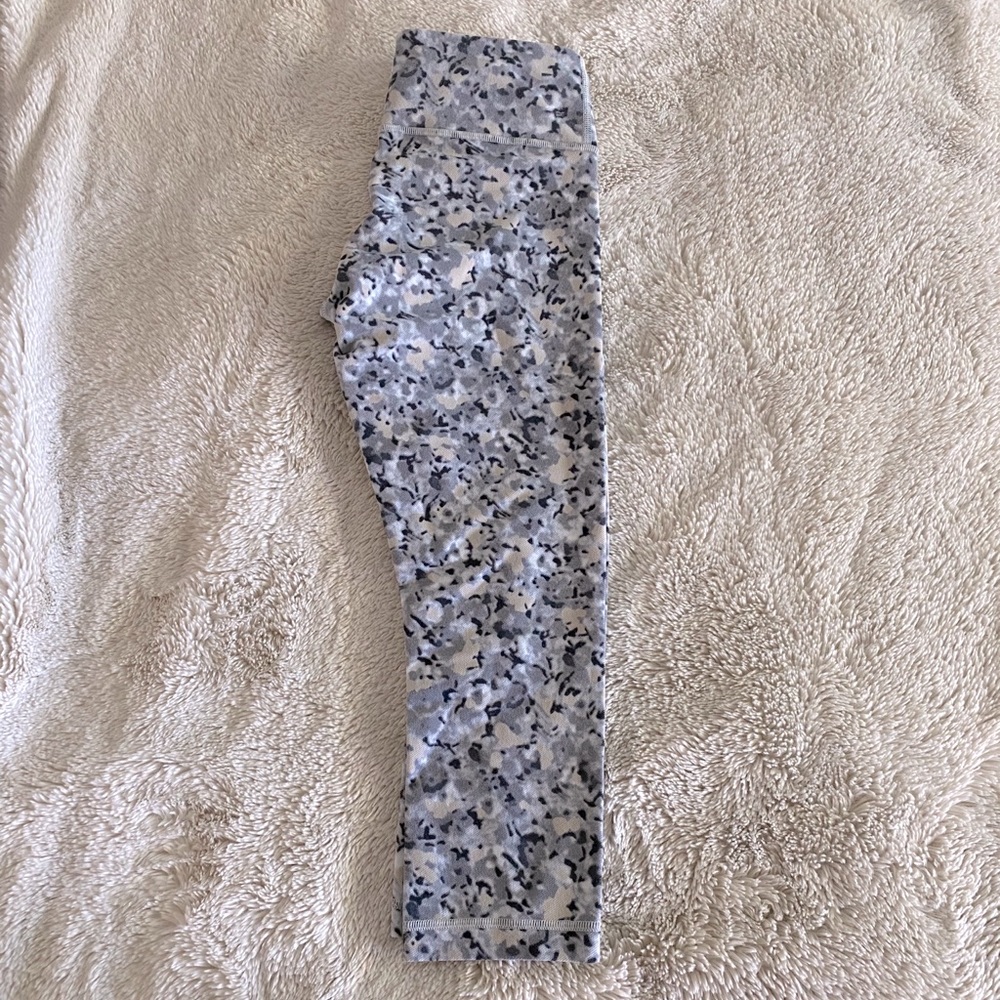 Lululemon Capri leggings